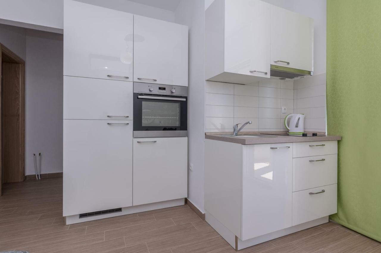 Apartmani Jadranka スタリグラード エクステリア 写真