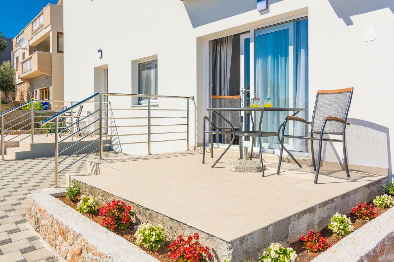 Apartmani Jadranka スタリグラード エクステリア 写真