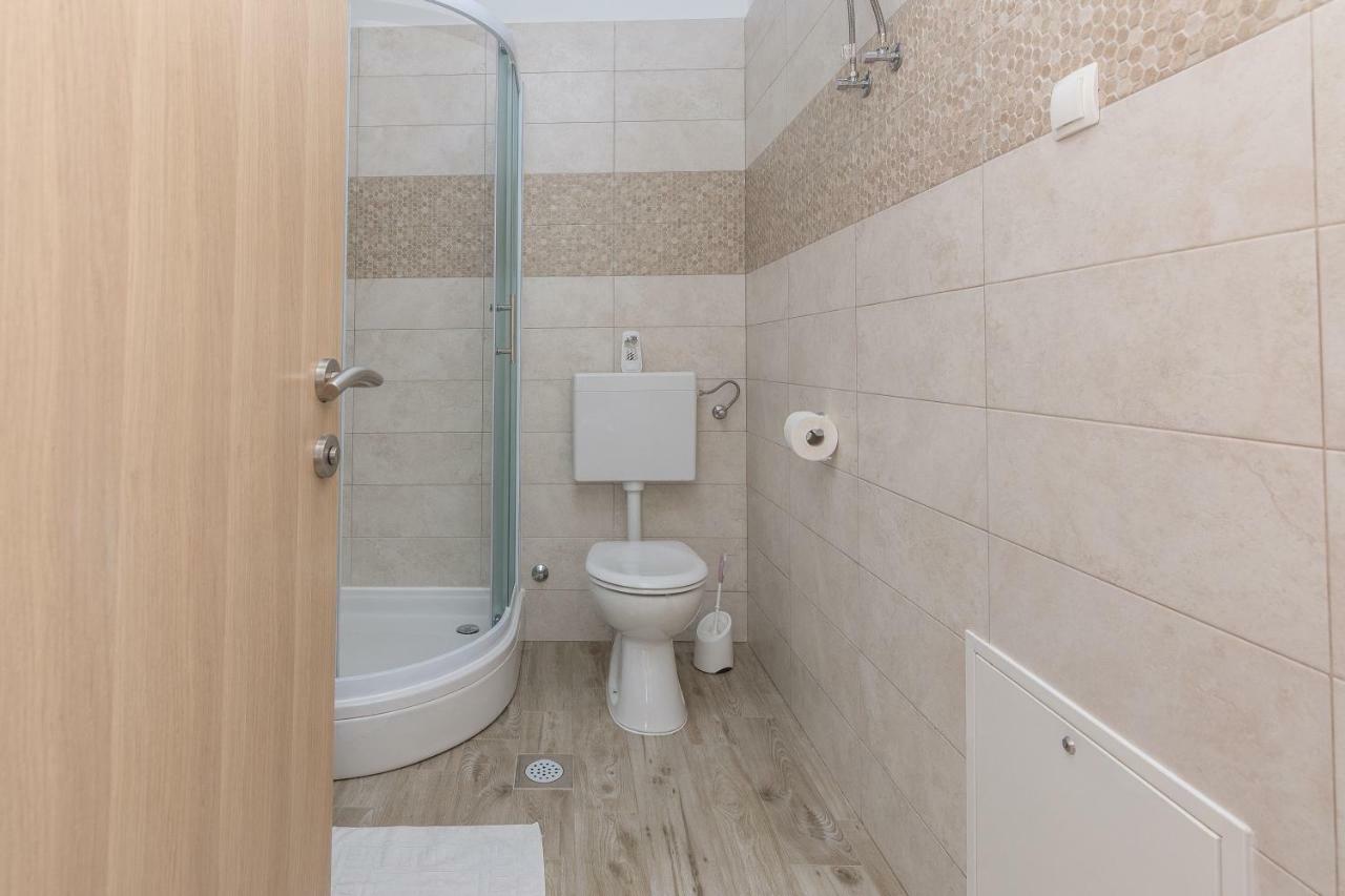Apartmani Jadranka スタリグラード エクステリア 写真